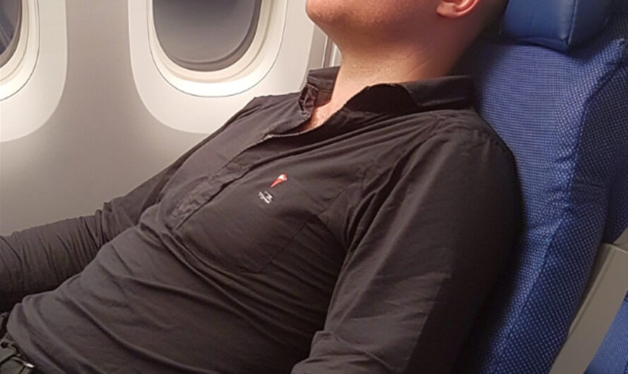 Arrogant Passenger Reclined His Seat in My Face – I Gave Him Payback That Made Him Retreat Fast
