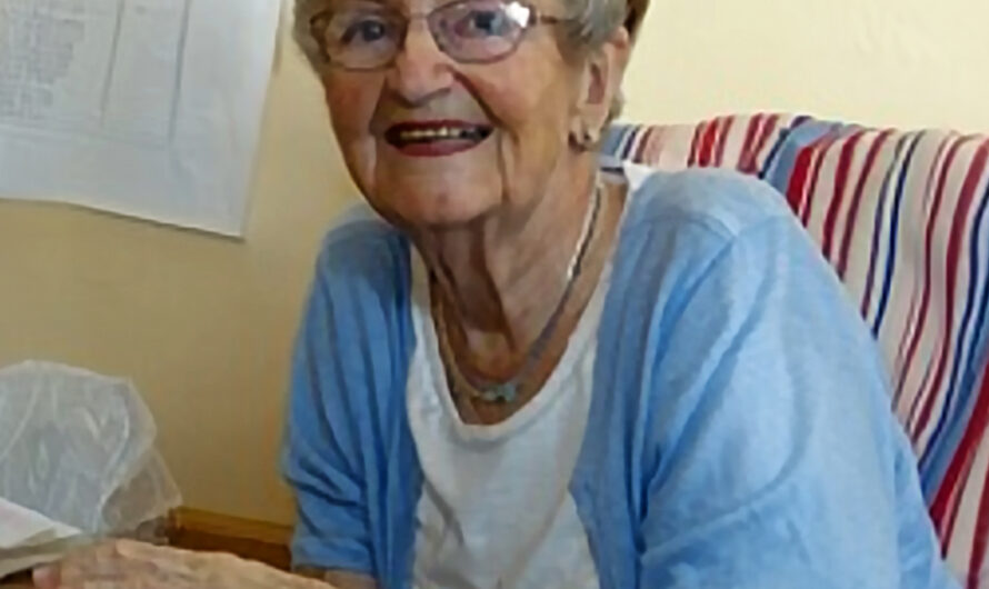 Strange Woman Walked Into My Nursing Home Room Saying, ‘I Finally Found You!’