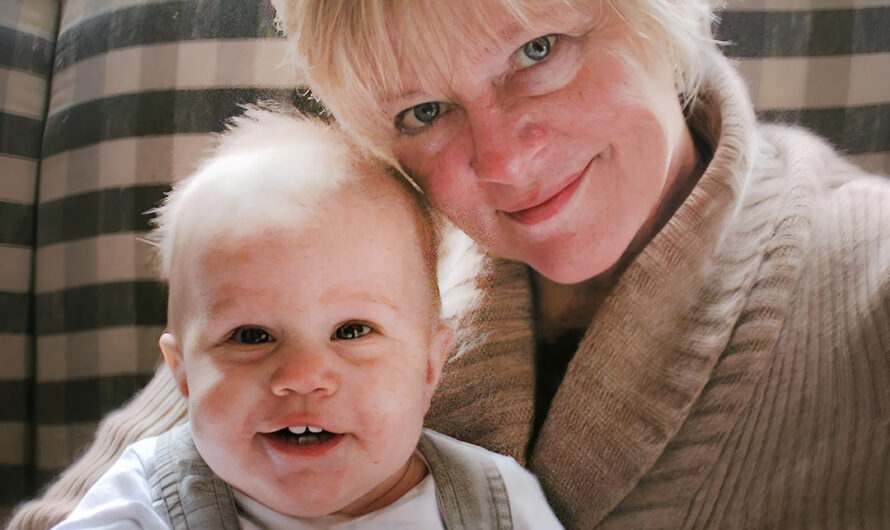4 Real-Life Stories about Grandmas Who Have to Choose between Babysitting Their Grandkids & Their Own Time